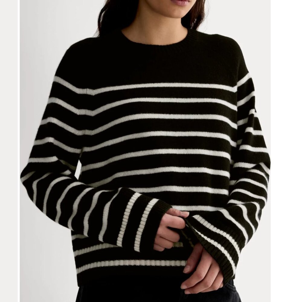 Everlane The Boxy Crew in Cashmere Black Bone Stripe Striped Sweater NEW Small